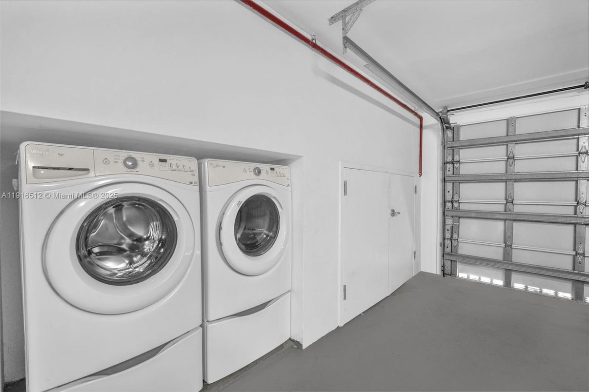 Interior, Washer
