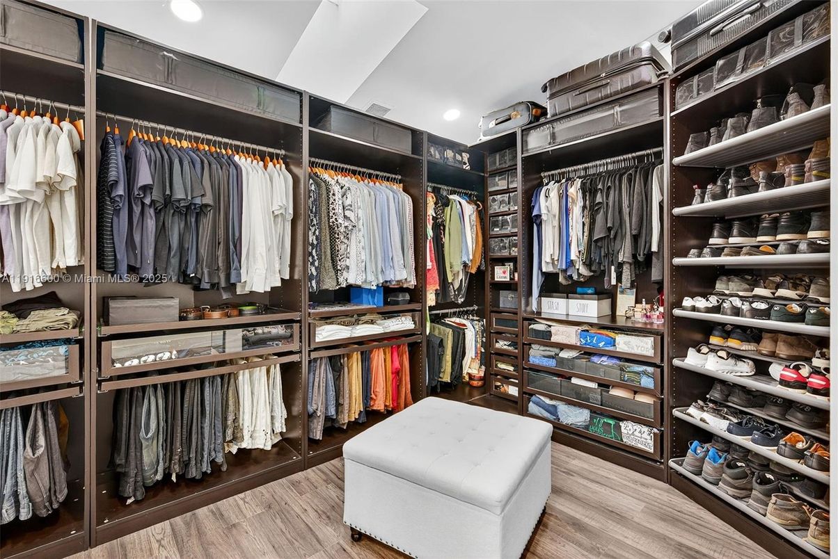 Interior, Recessed Lighting, Walk-in Closets, Wood Texture Flooring