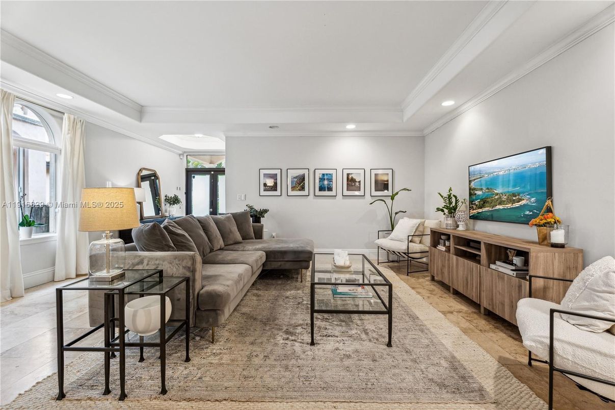 Interior, Living room, Recessed Lighting