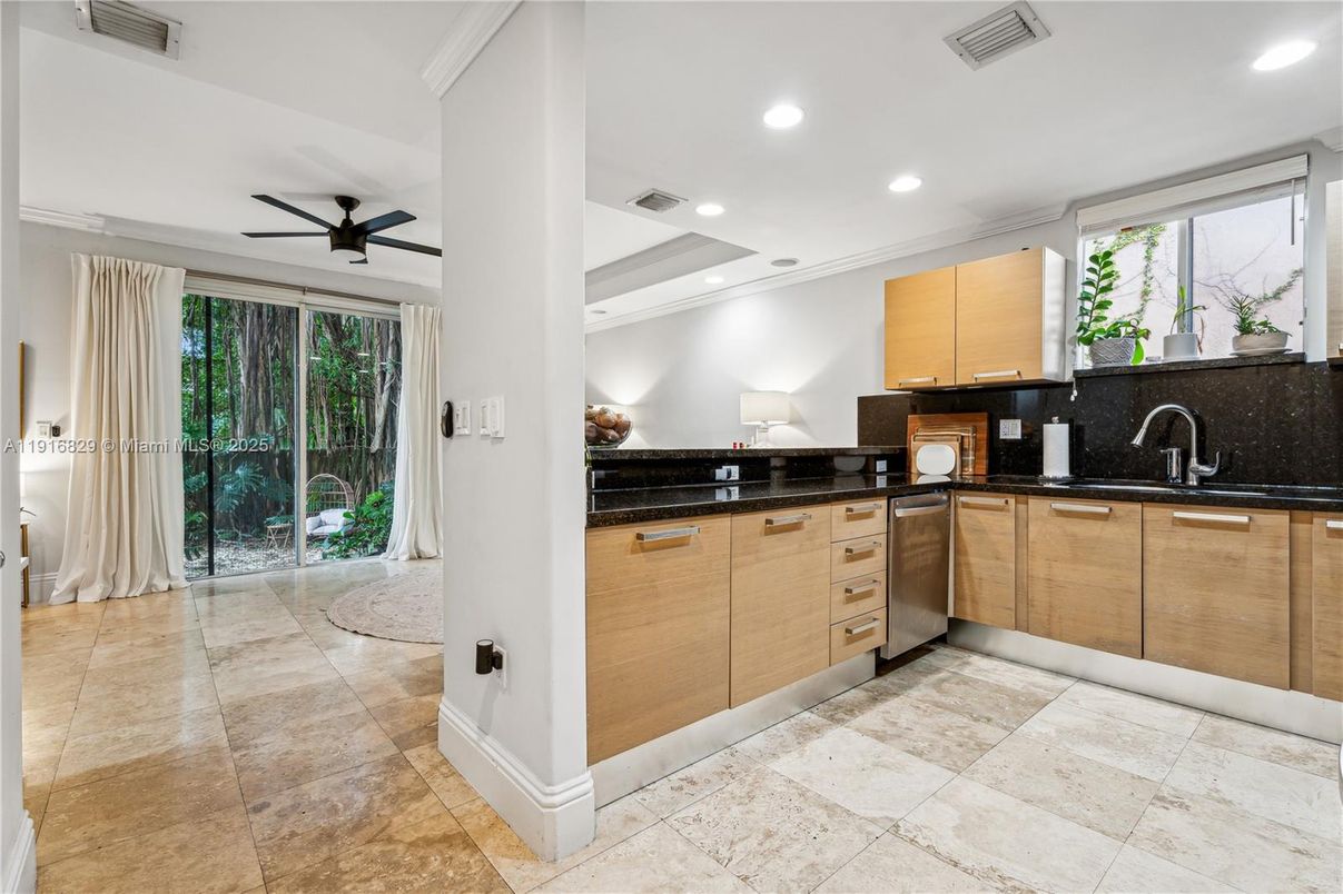 Interior, Kitchen, Recessed Lighting