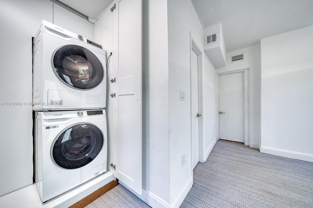 Interior, Utility Closets, Washer