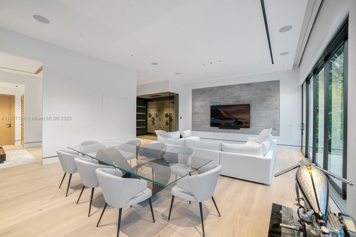 Dining room, Interior, Living room, Recessed Lighting, Stone Walls, Wood Texture Flooring