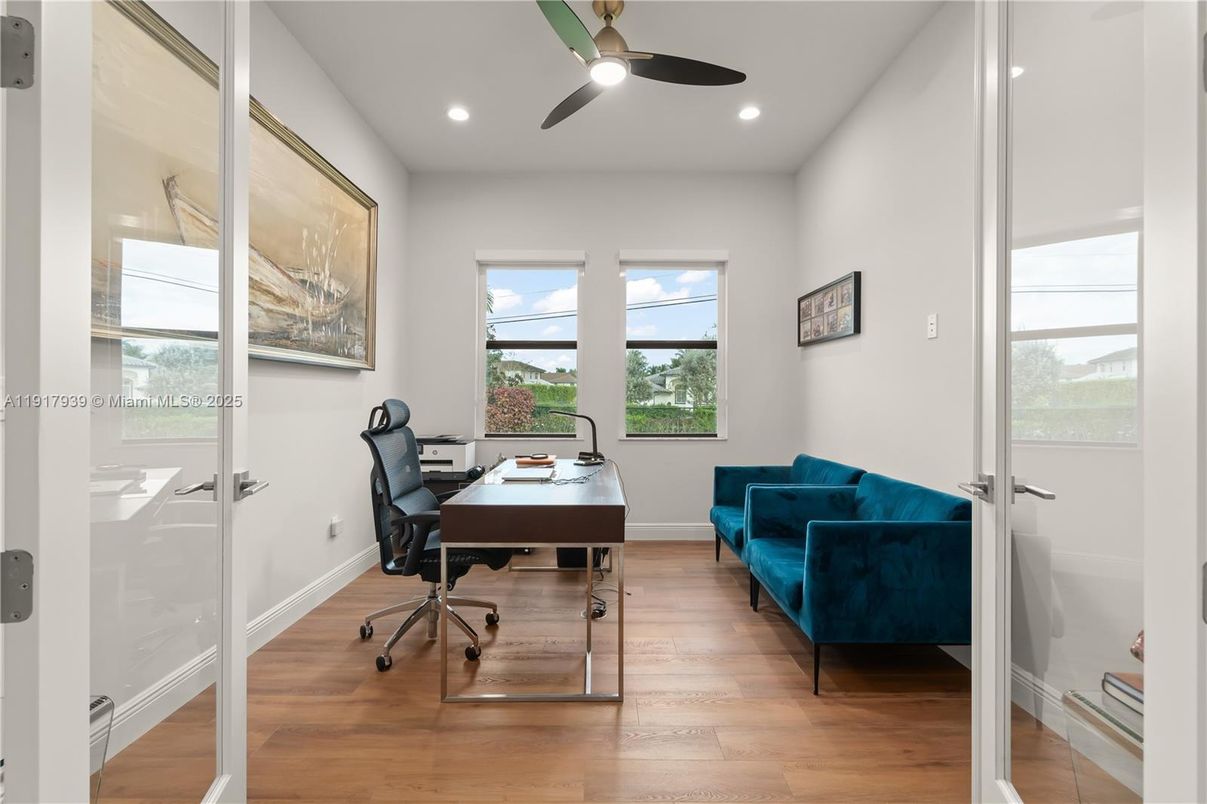 Home Office, Interior, Recessed Lighting, Wood Texture Flooring