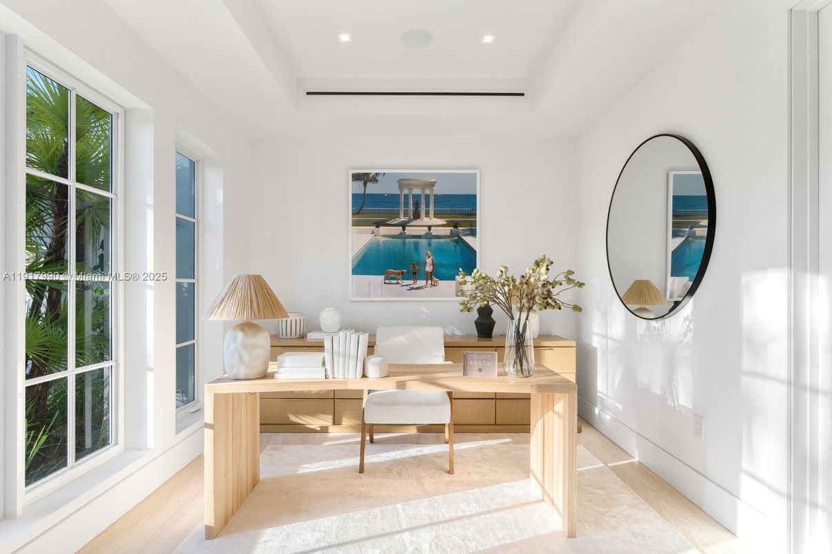 Home Office, Interior, Recessed Lighting, Wood Texture Flooring