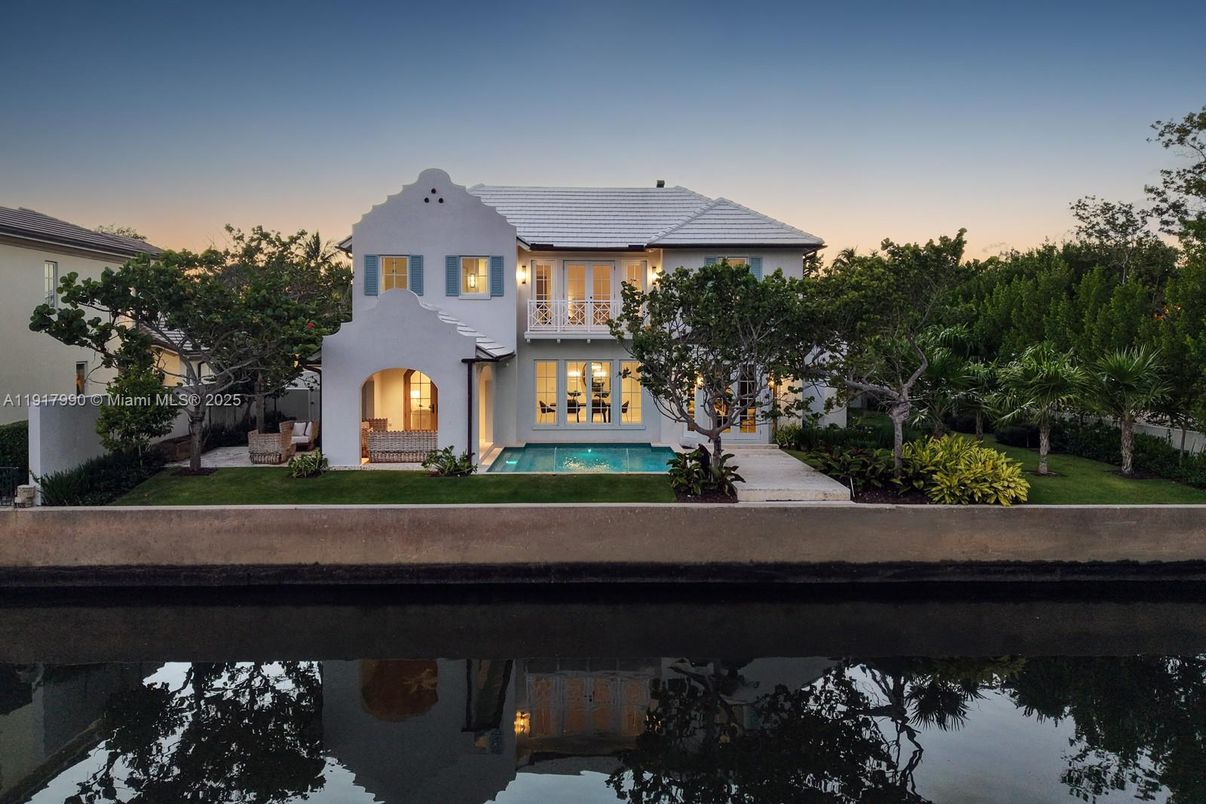 Exterior, Facade, Pool, French Provincial