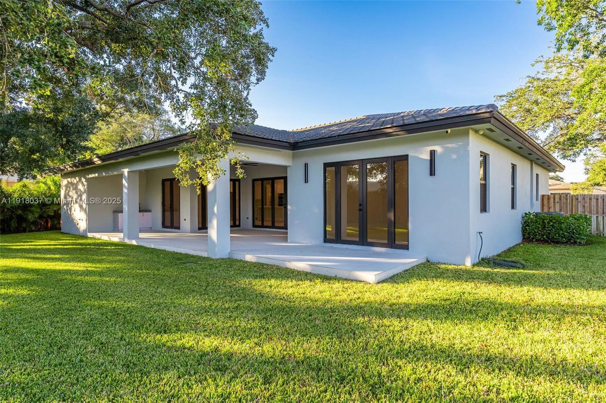 Backyard, Exterior, Solar Panels
