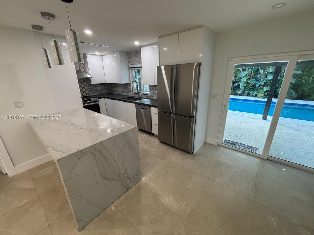 Interior, Kitchen, Pendant Lights, Recessed Lighting, Stainless Steel Appliances