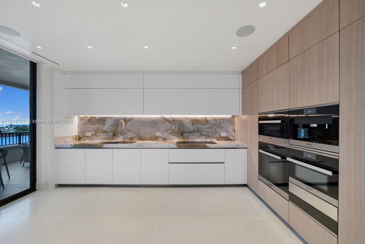 Interior, Kitchen, Recessed Lighting, Stainless Steel Appliances, Water