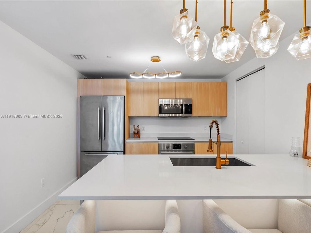 Interior, Kitchen, Marble, Stainless Steel Appliances