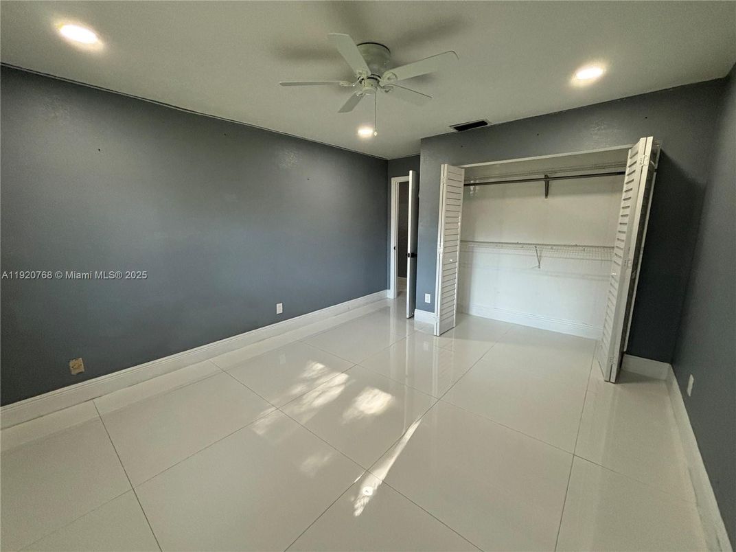 Interior, Recessed Lighting, Walk-in Closets