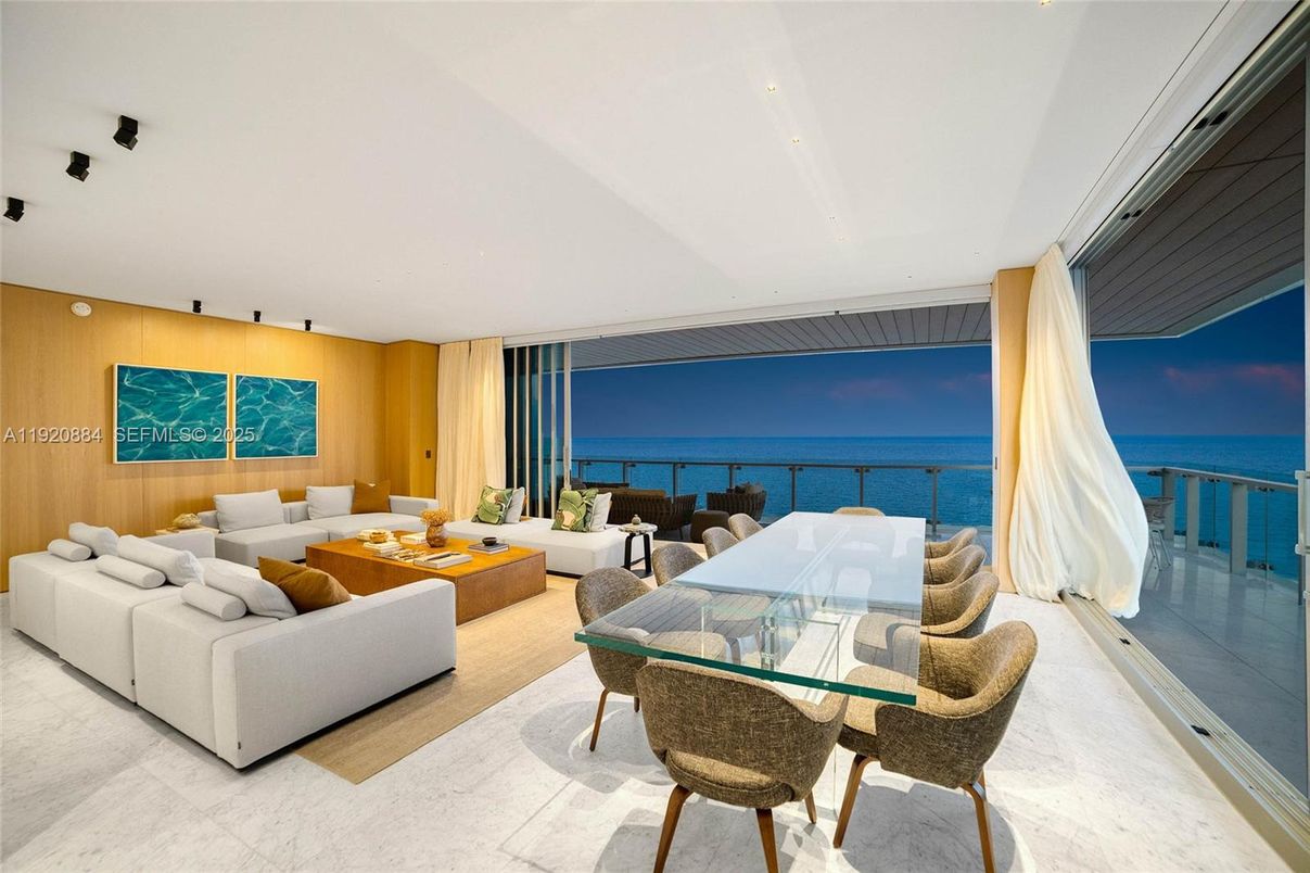 Dining room, Interior, Living room, Recessed Lighting, Water