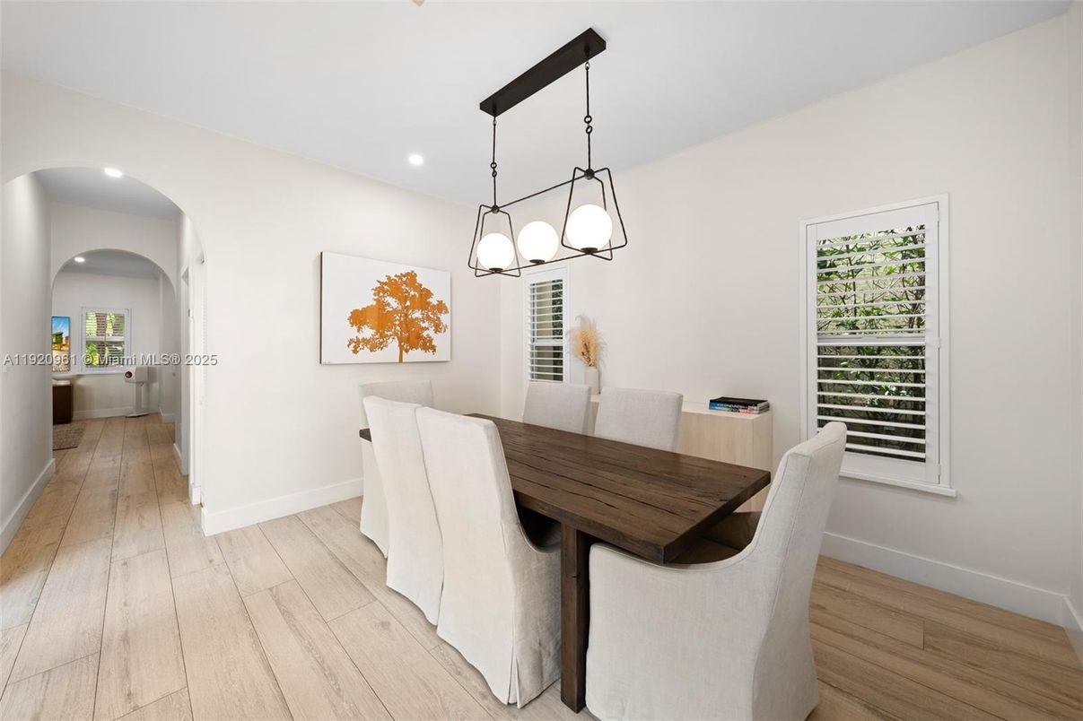 Dining room, Interior, Pendant Lights, Recessed Lighting, Wood Texture Flooring