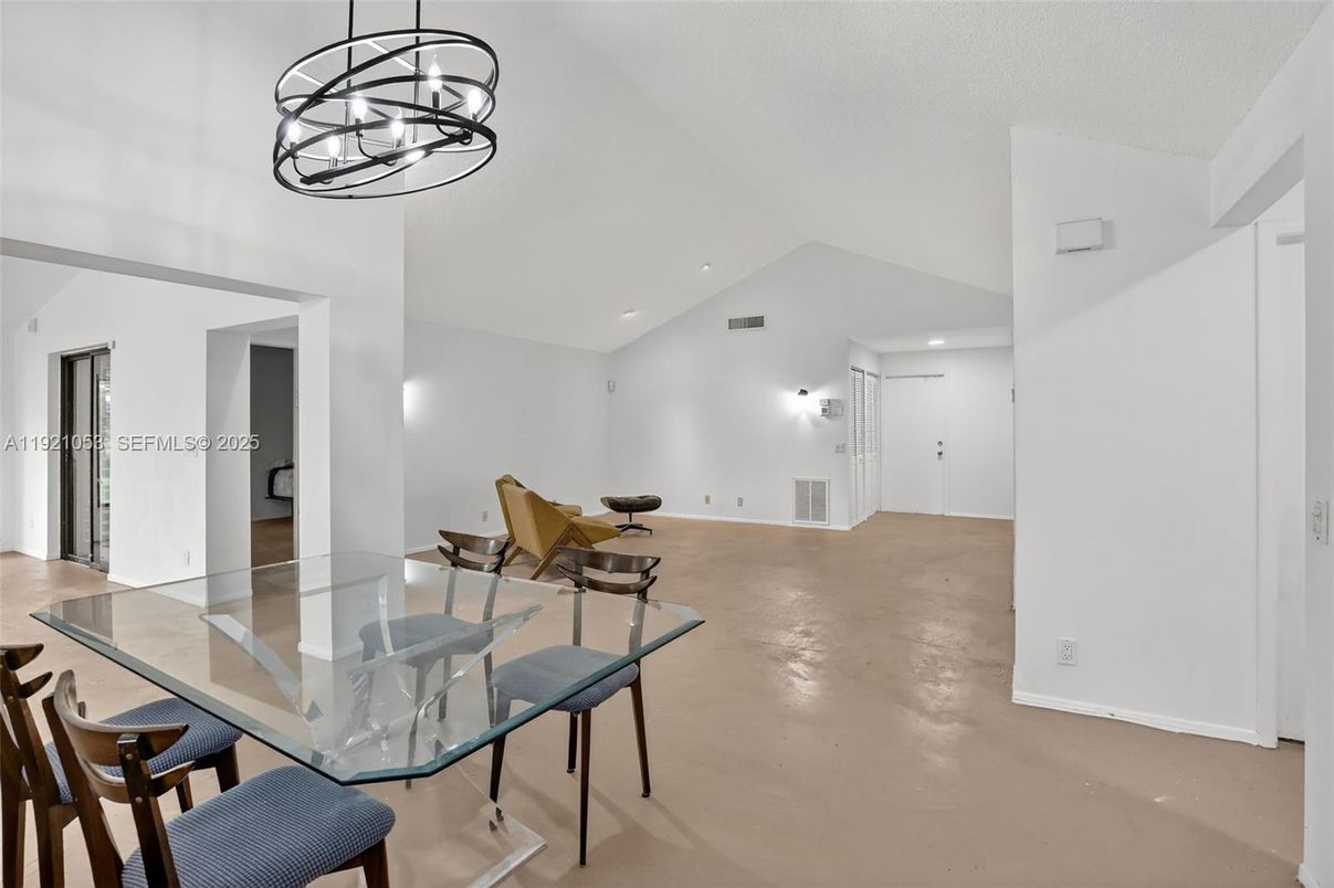 Dining room, Interior, Recessed Lighting