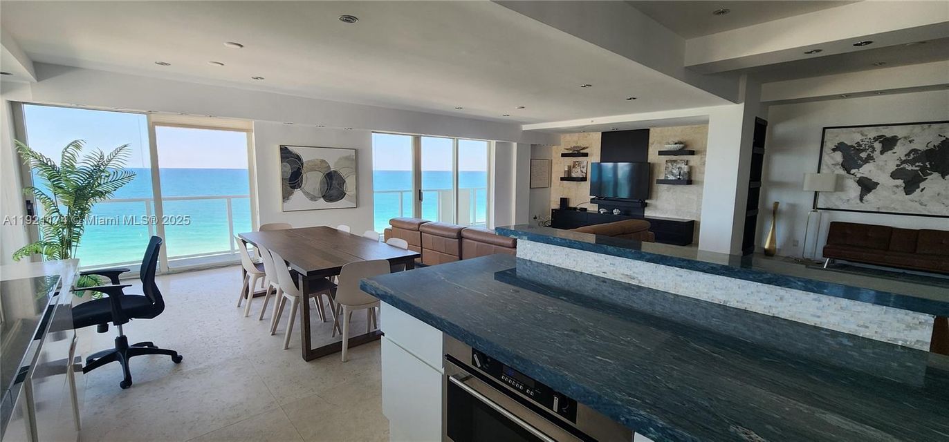 Dining room, Interior, Kitchen, Living room, Recessed Lighting, Water