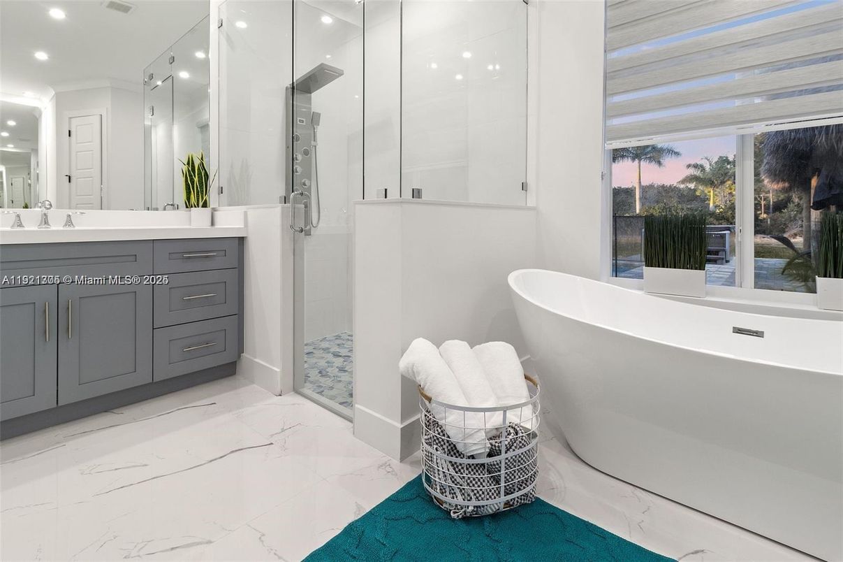 Bathroom, Free Standing Baths, Interior, Marble, Recessed Lighting