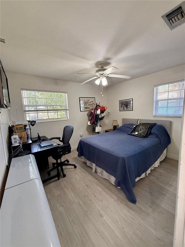 Bedroom, Home Office, Interior, Wood Texture Flooring