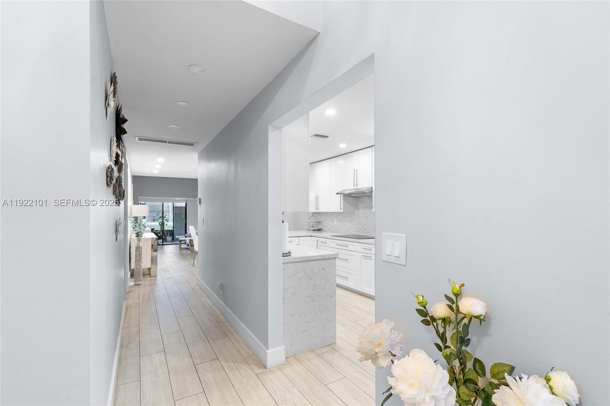 Interior, Kitchen, Recessed Lighting, Wood Texture Flooring