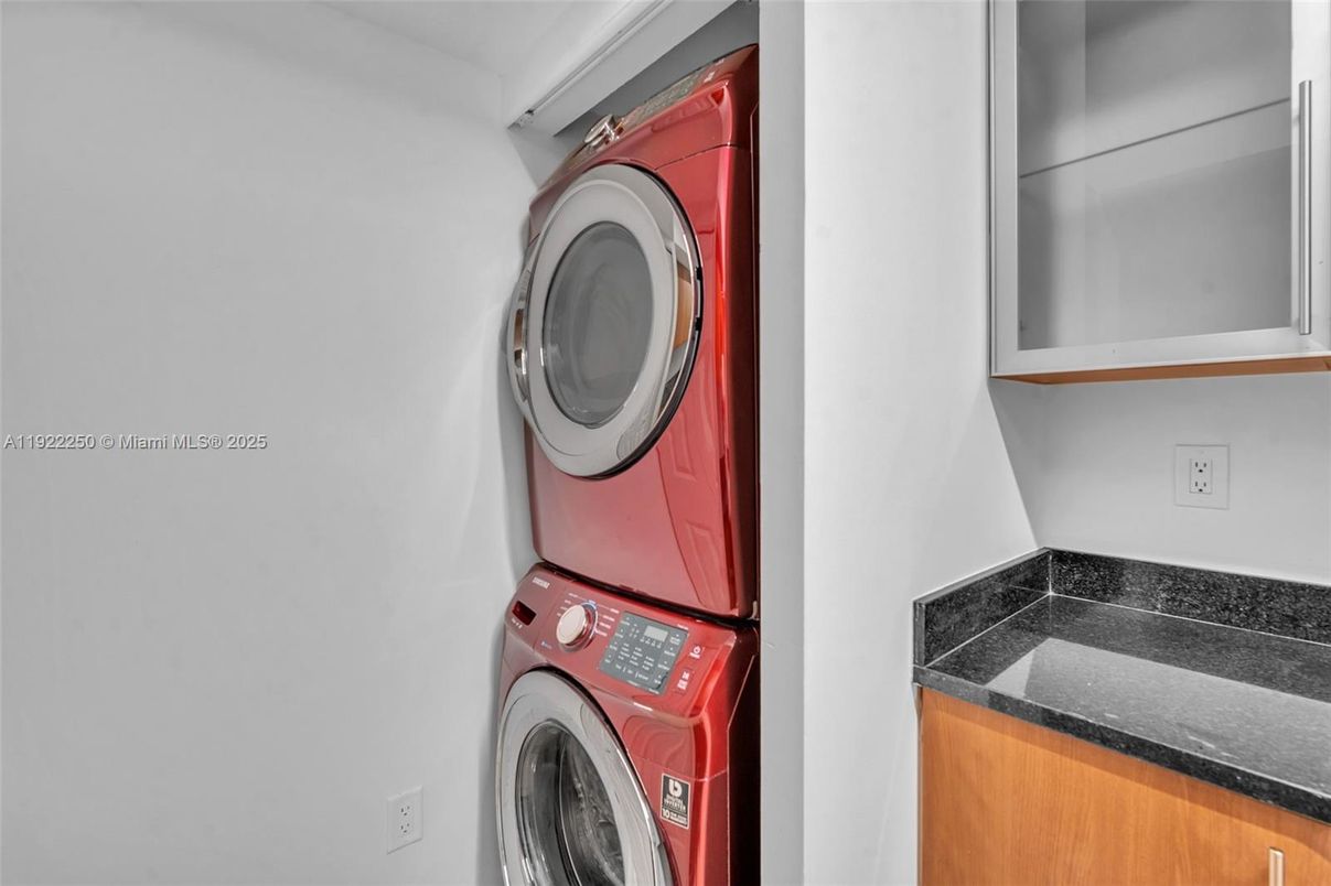 Interior, Utility Closets, Washer
