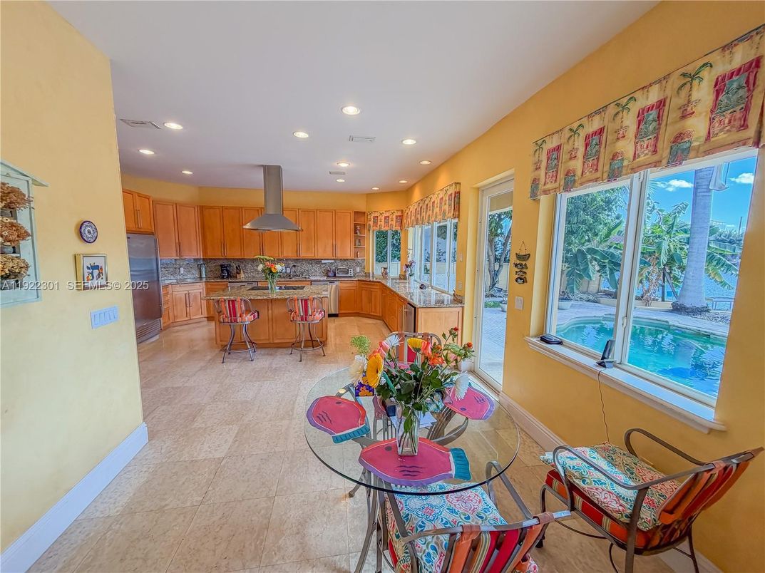 Interior, Kitchen, Living room, Recessed Lighting