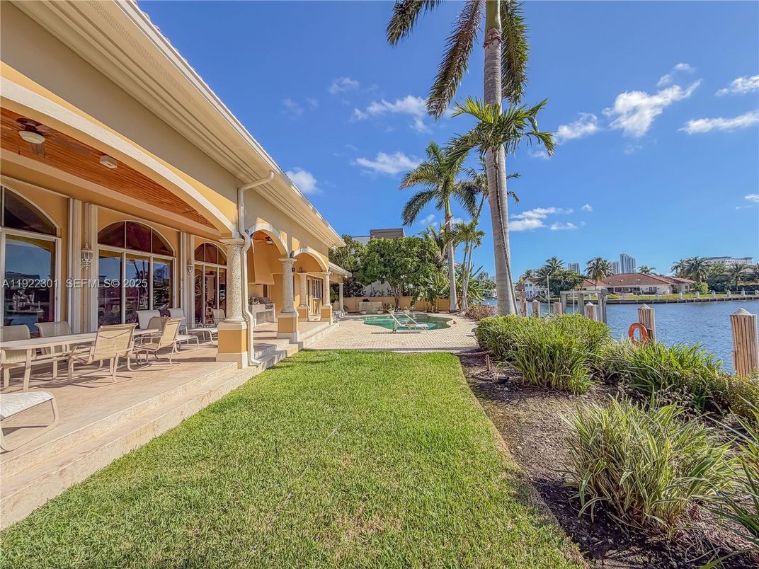 Backyard, Exterior, Pool, Water