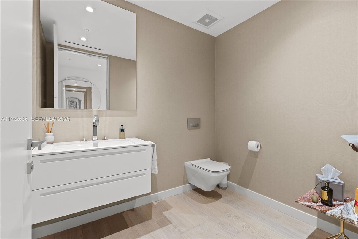 Bathroom, Interior, Recessed Lighting, Wood Texture Flooring