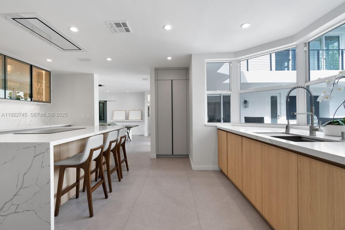 Interior, Kitchen, Recessed Lighting