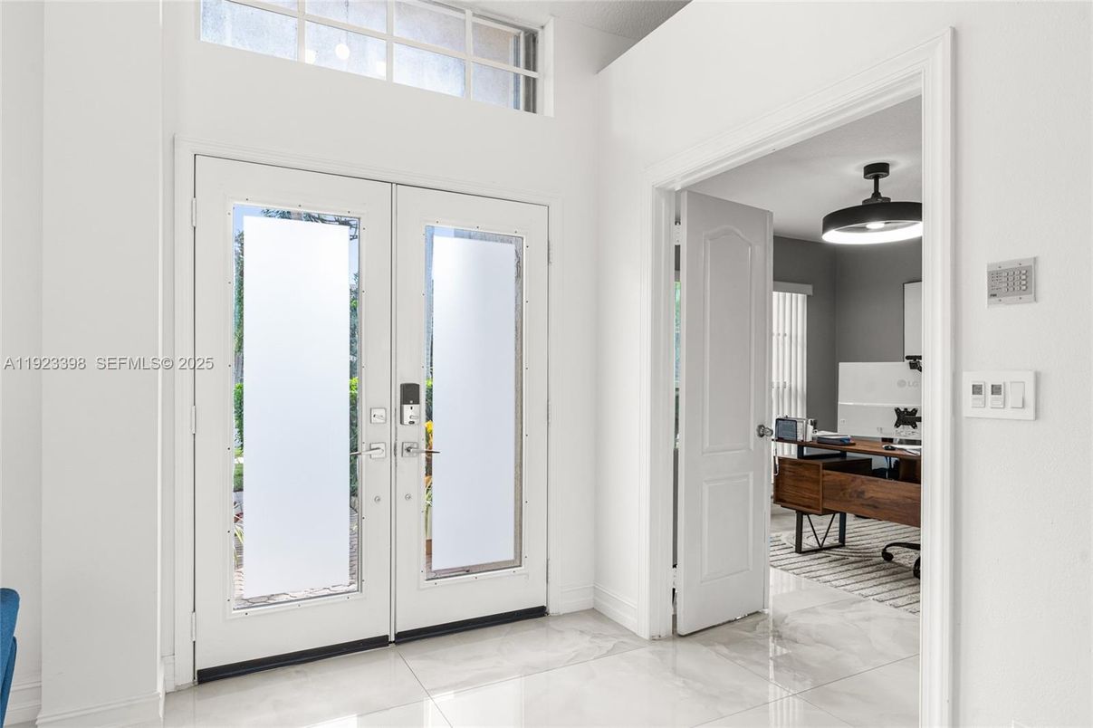 Interior, Marble, Pendant Lights
