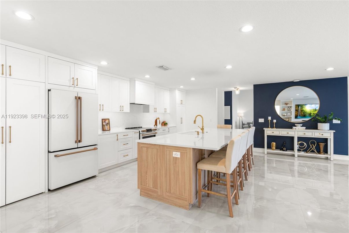 Interior, Kitchen, Marble, Recessed Lighting