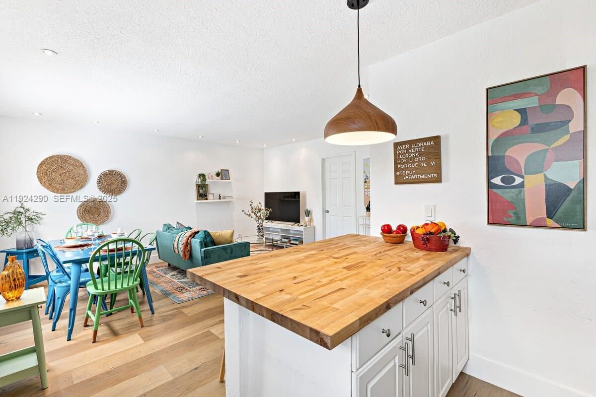Dining room, Interior, Pendant Lights, Recessed Lighting, Wood Texture Flooring