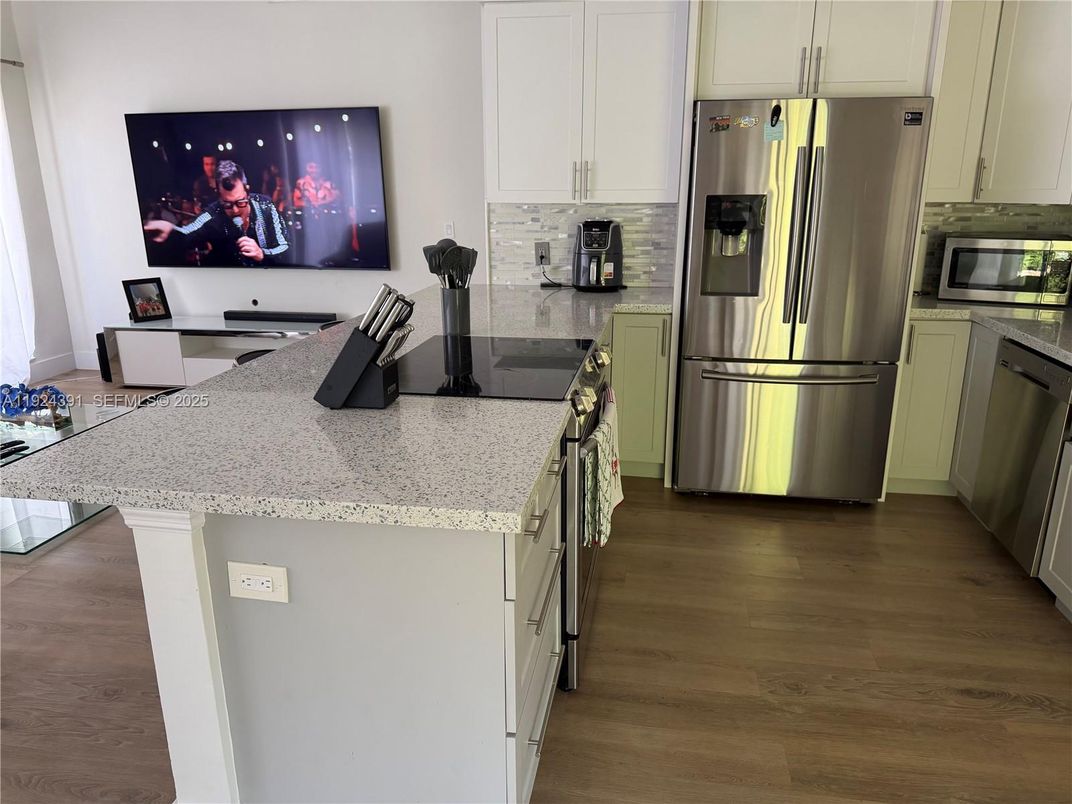 Interior, Kitchen, Stainless Steel Appliances, Wood Texture Flooring