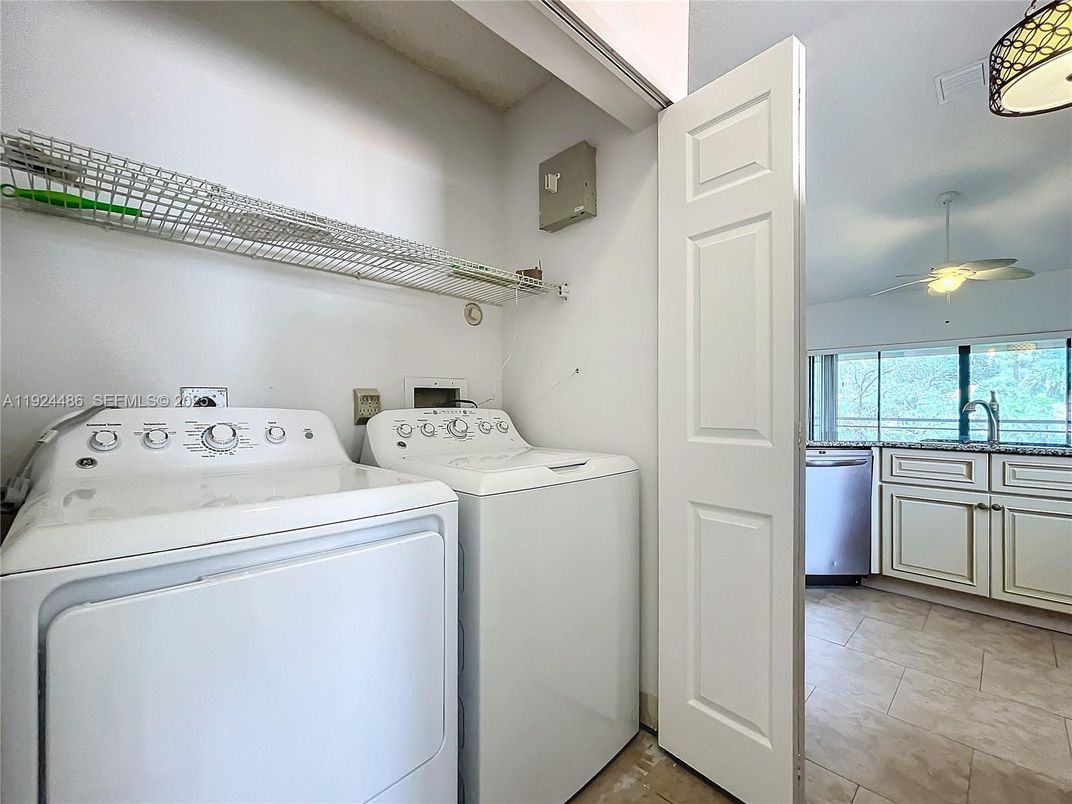 Interior, Utility Closets, Washer
