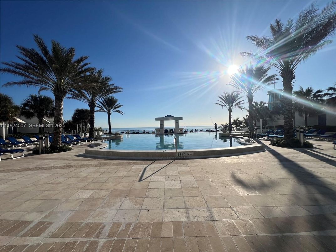 Exterior, Pool, Water