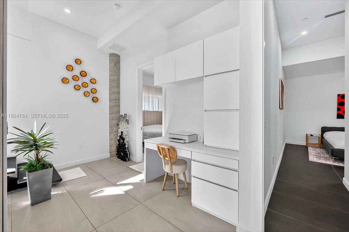 Home Office, Interior, Recessed Lighting