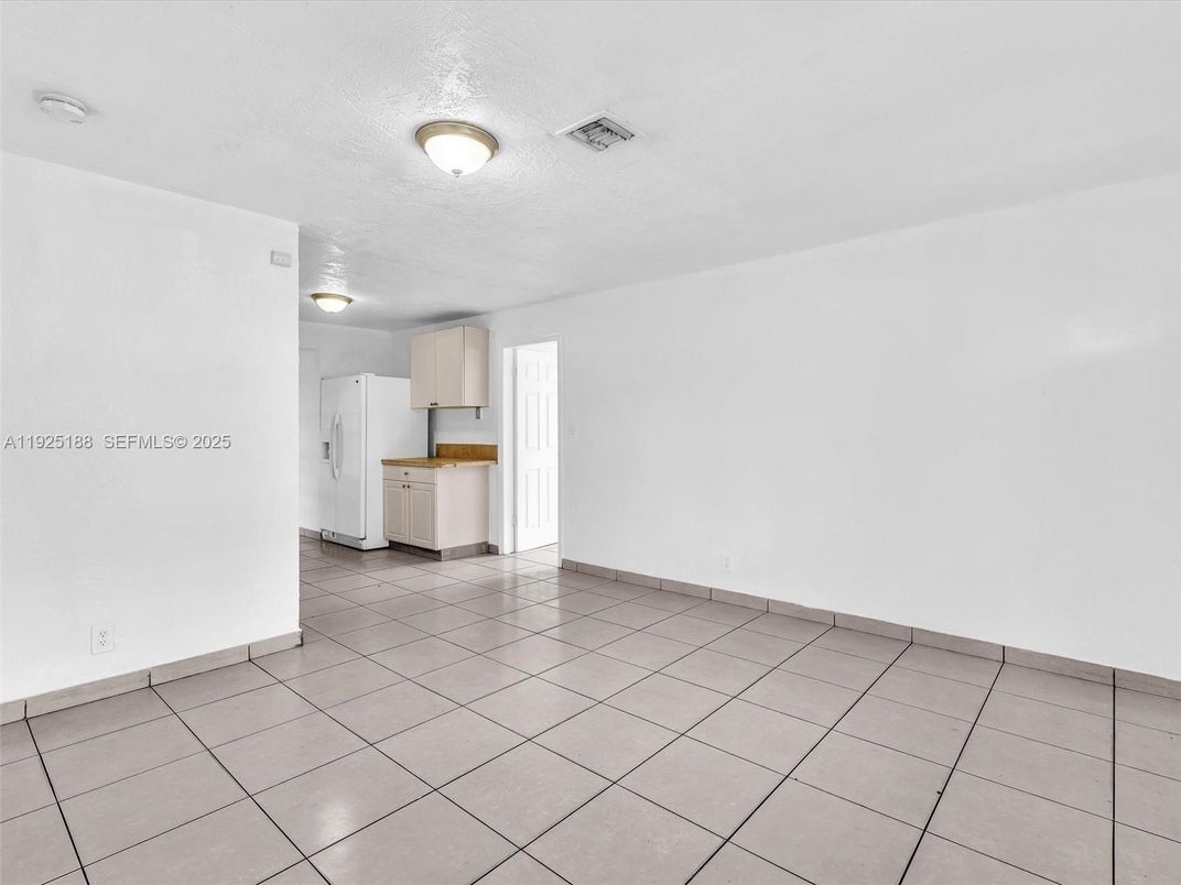 Empty room, Interior, Kitchen