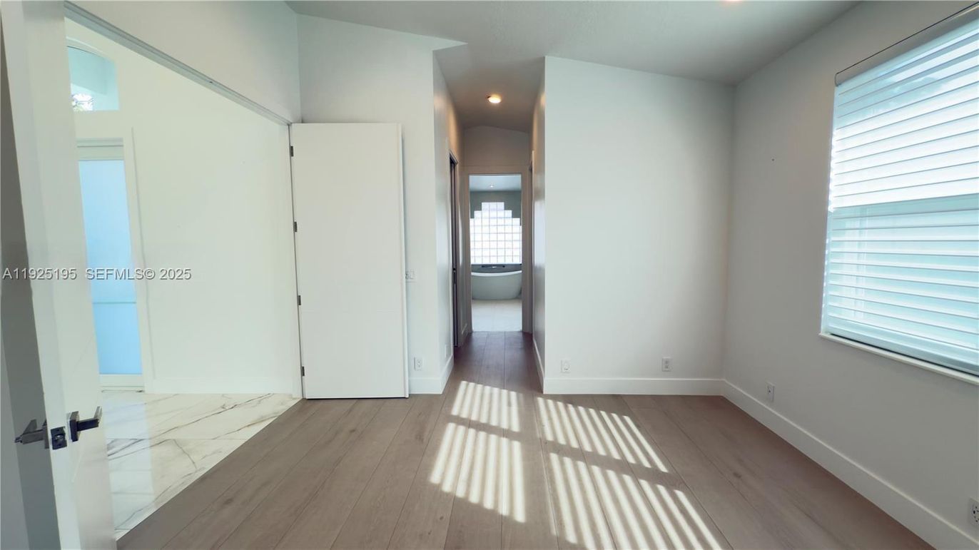 Empty room, Interior, Marble, Recessed Lighting, Wood Texture Flooring