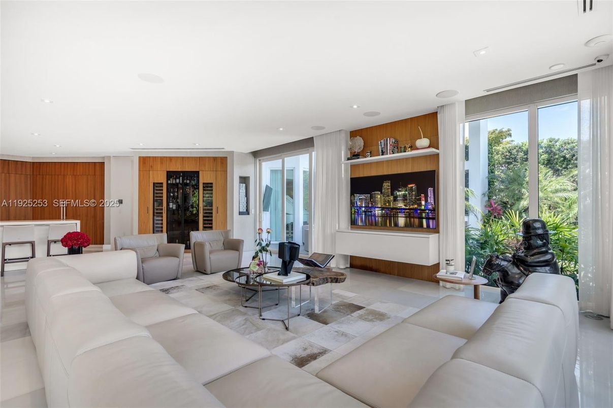 Interior, Living room, Recessed Lighting, Wooden Walls