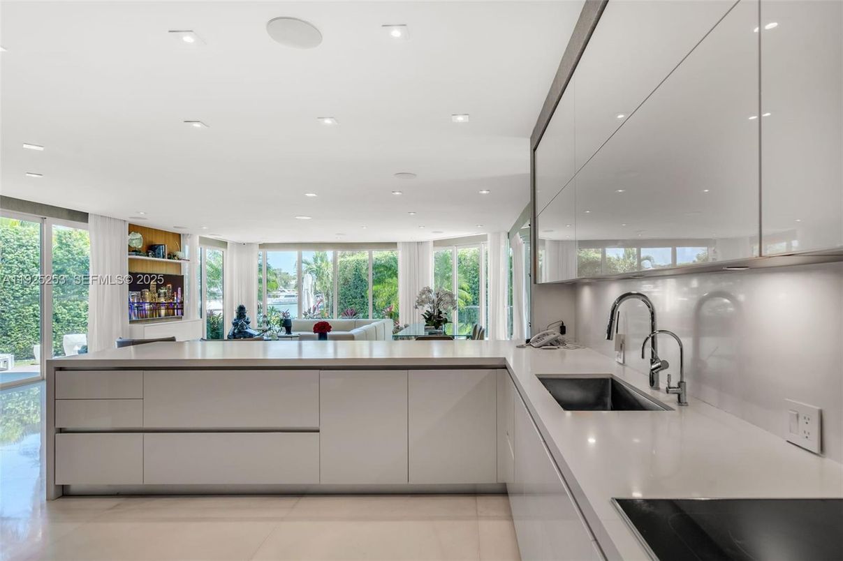 Interior, Kitchen, Recessed Lighting