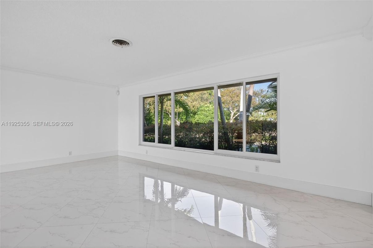 Empty room, Interior, Marble
