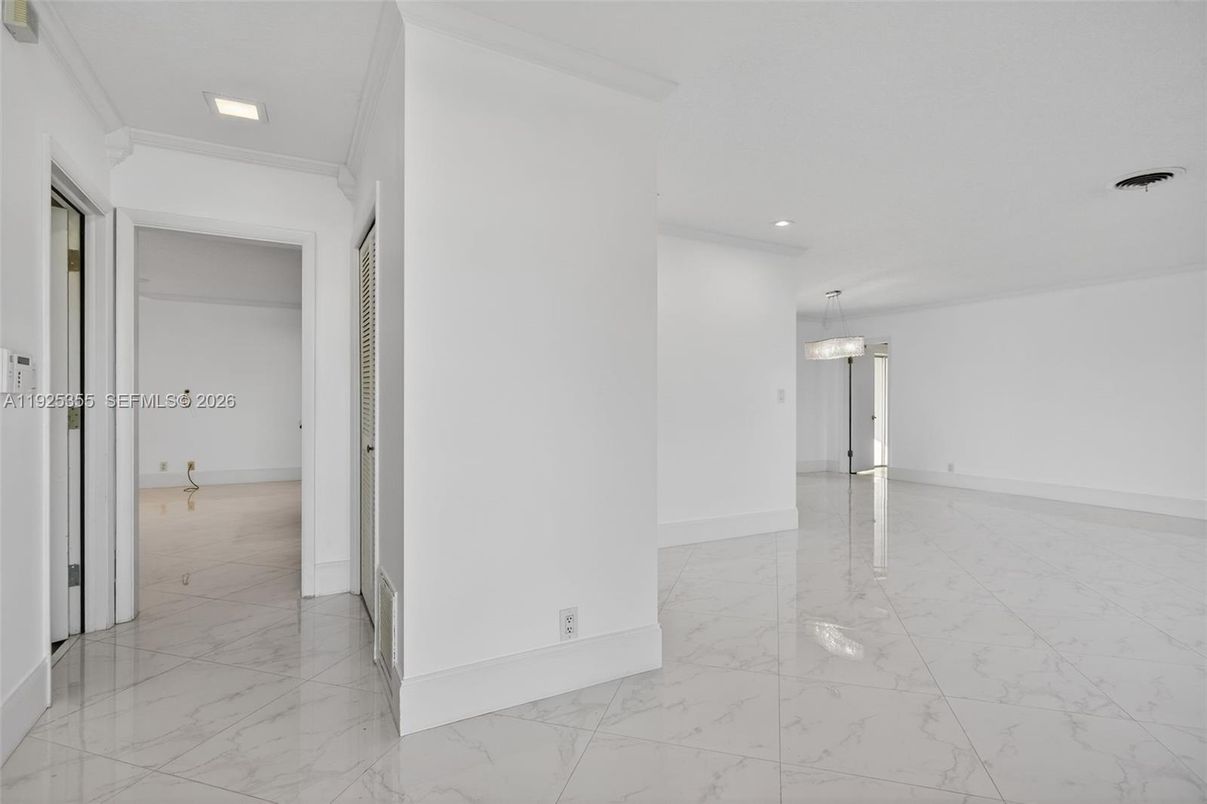 Empty room, Interior, Marble, Pendant Lights, Recessed Lighting