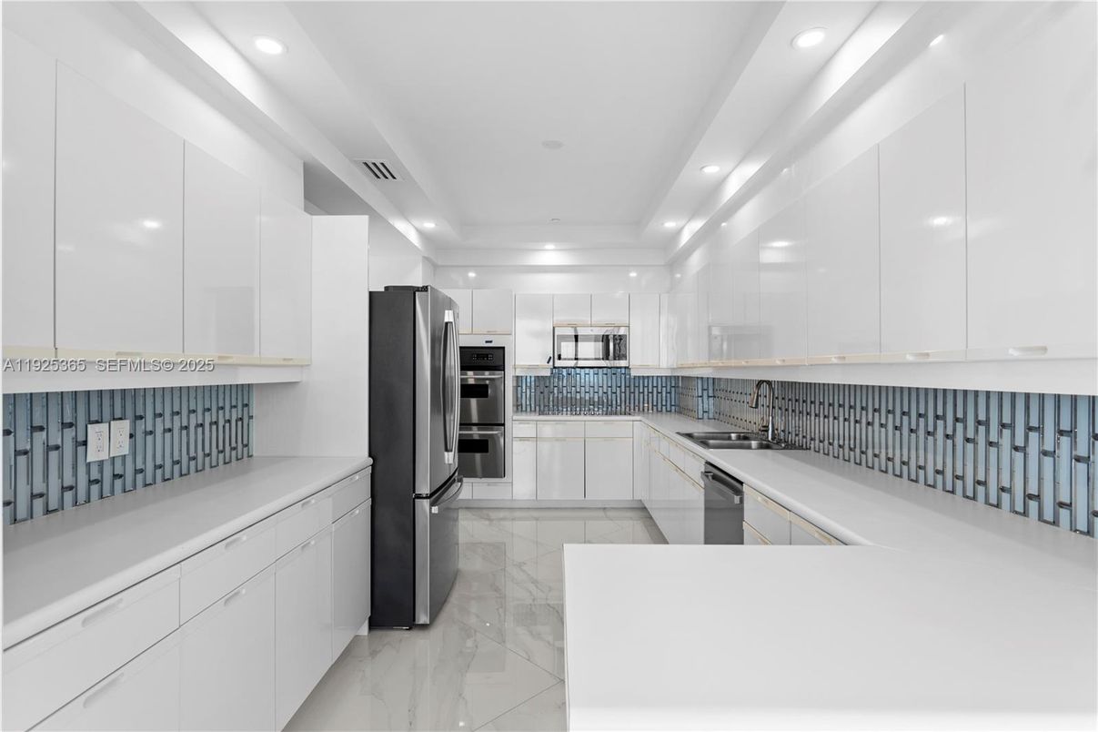Interior, Kitchen, Marble, Recessed Lighting, Stainless Steel Appliances