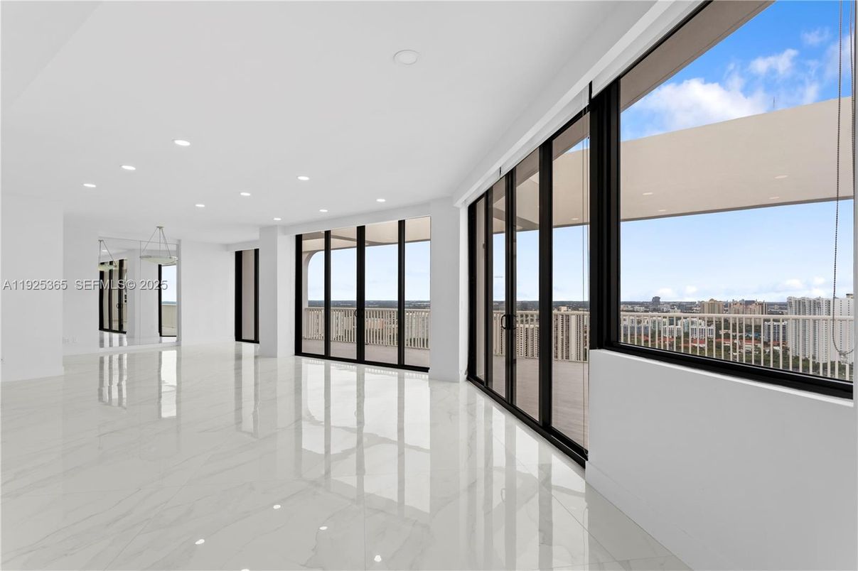 Empty room, Interior, Marble, Recessed Lighting, Water