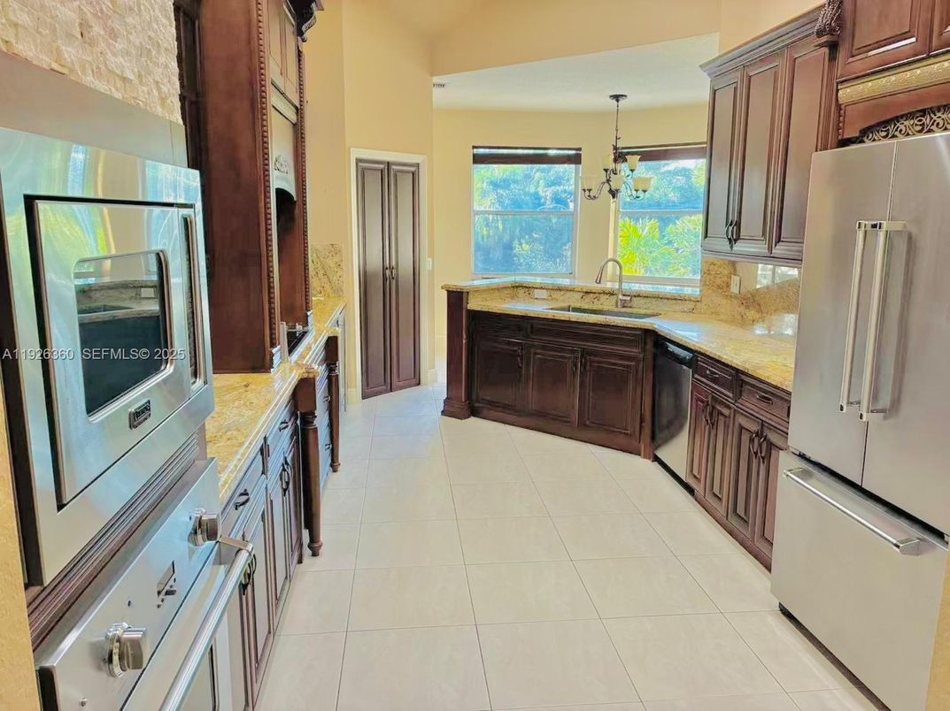 Interior, Kitchen, Pendant Lights