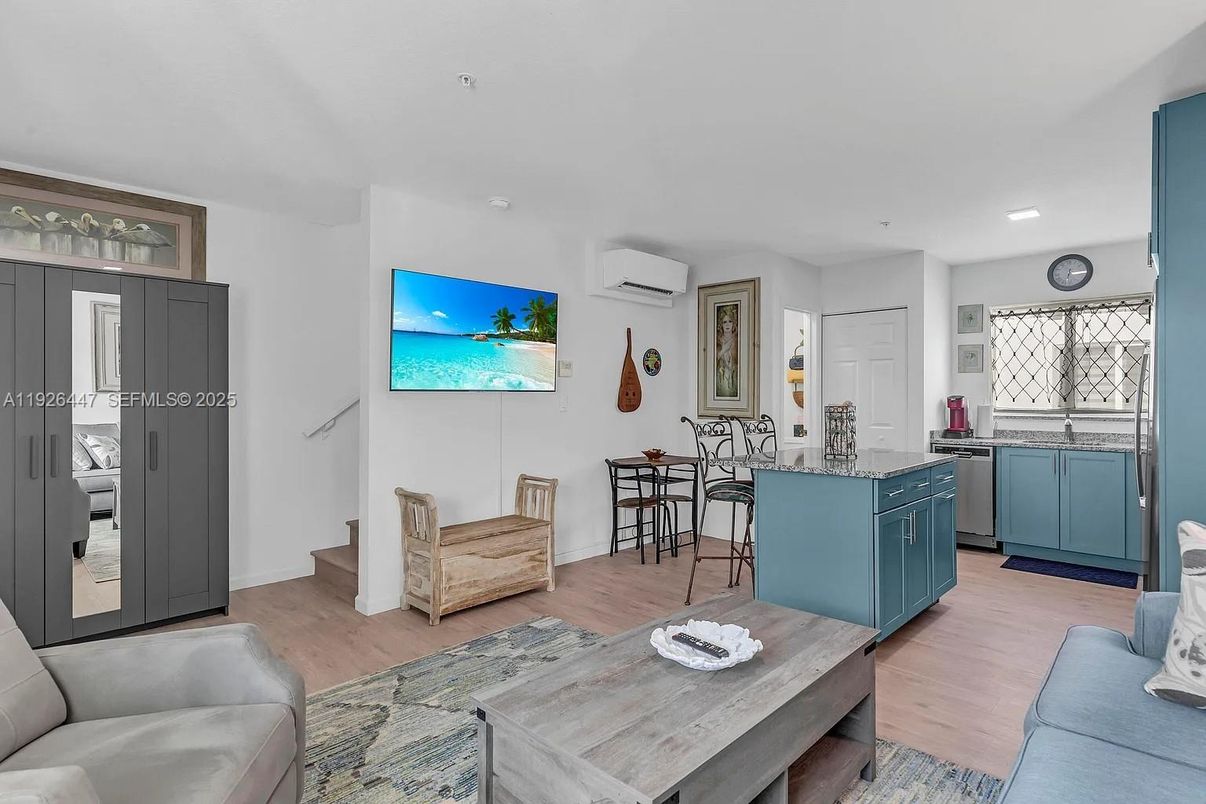 Dining room, Interior, Kitchen, Living room, Recessed Lighting, Wood Texture Flooring