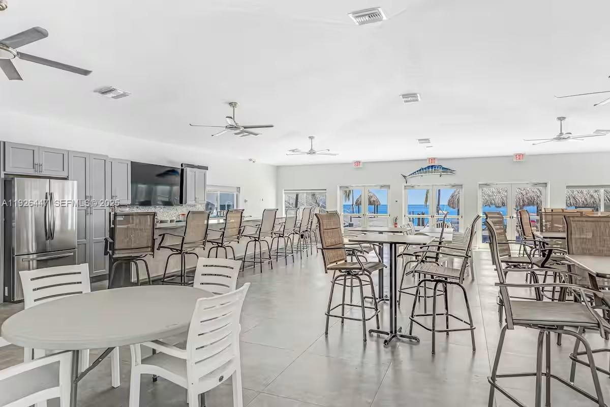 Dining room, Interior, Kitchen