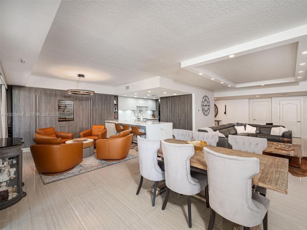 Dining room, Interior, Kitchen, Living room, Pendant Lights, Recessed Lighting