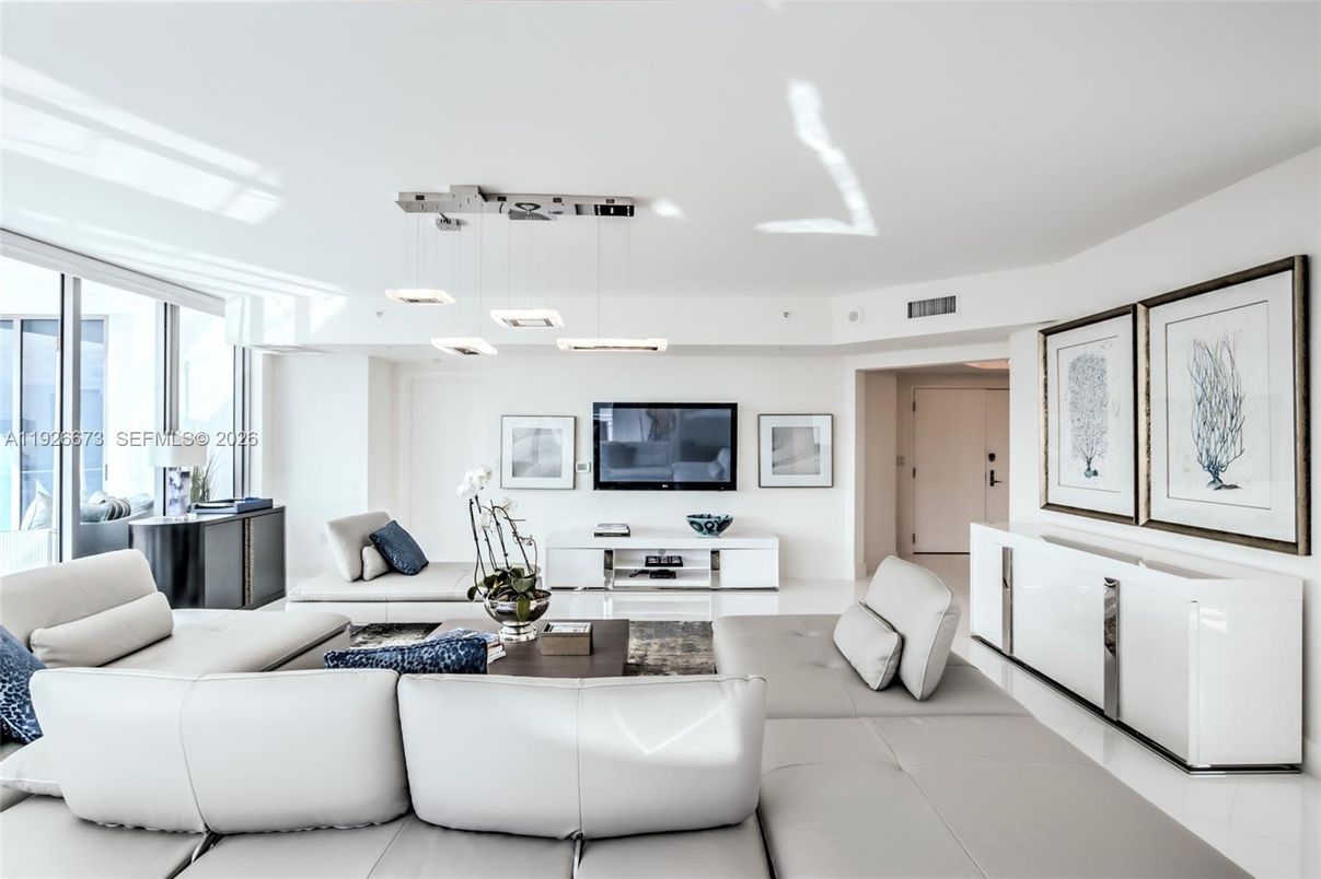 Interior, Living room, Pendant Lights