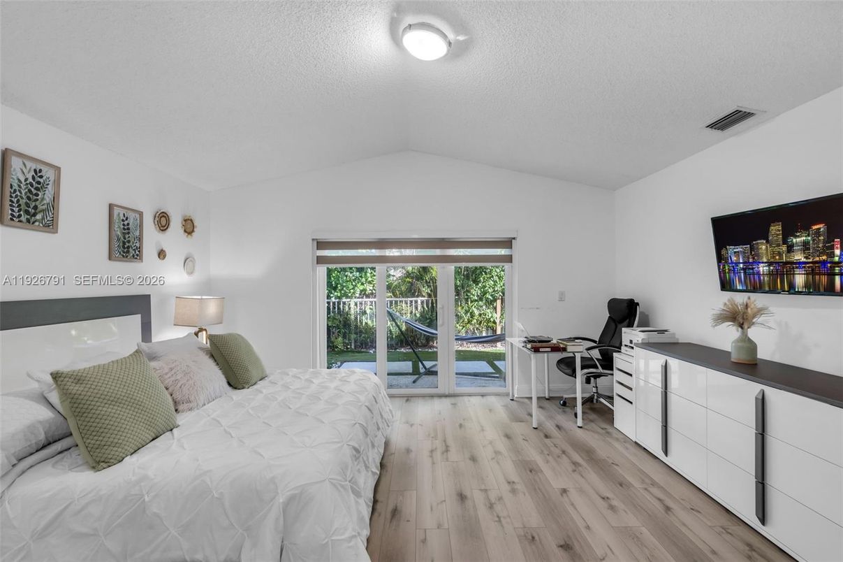 Bedroom, Home Office, Interior, Wood Texture Flooring