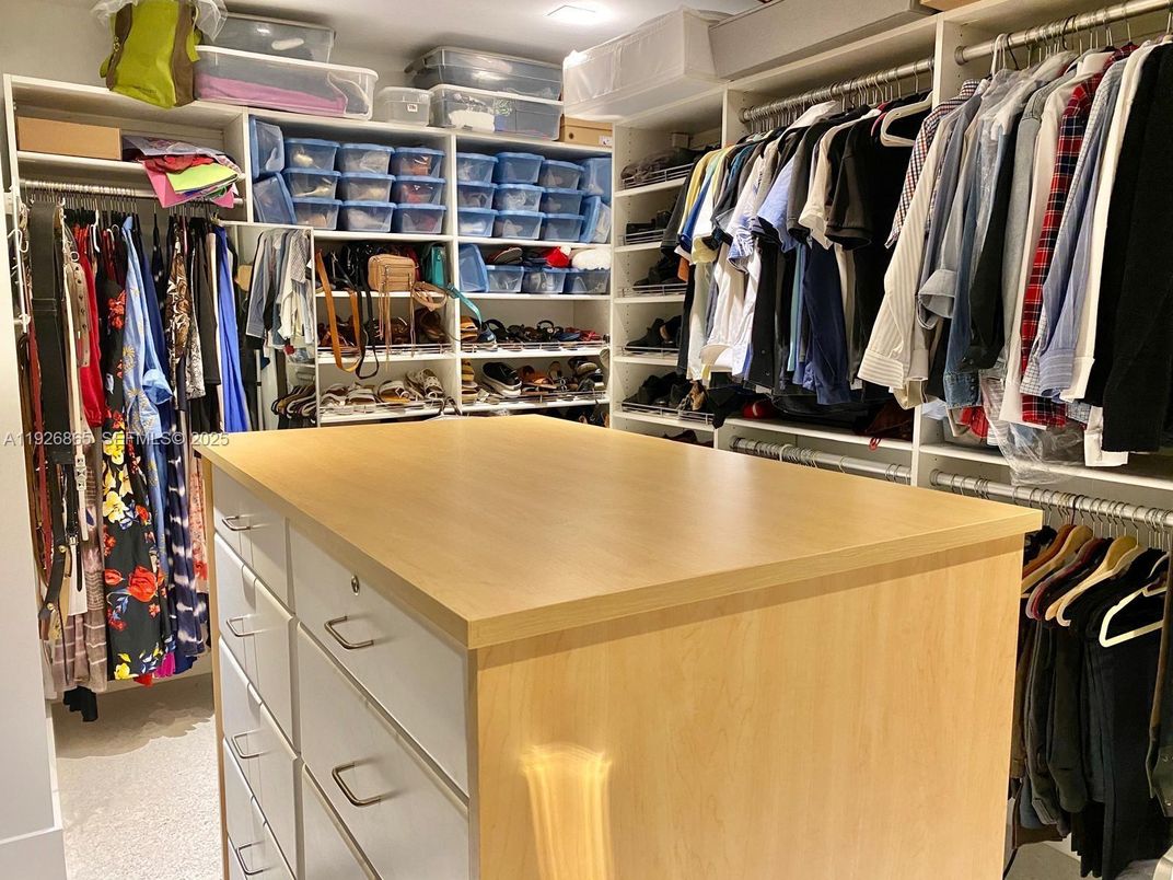 Interior, Recessed Lighting, Walk-in Closets