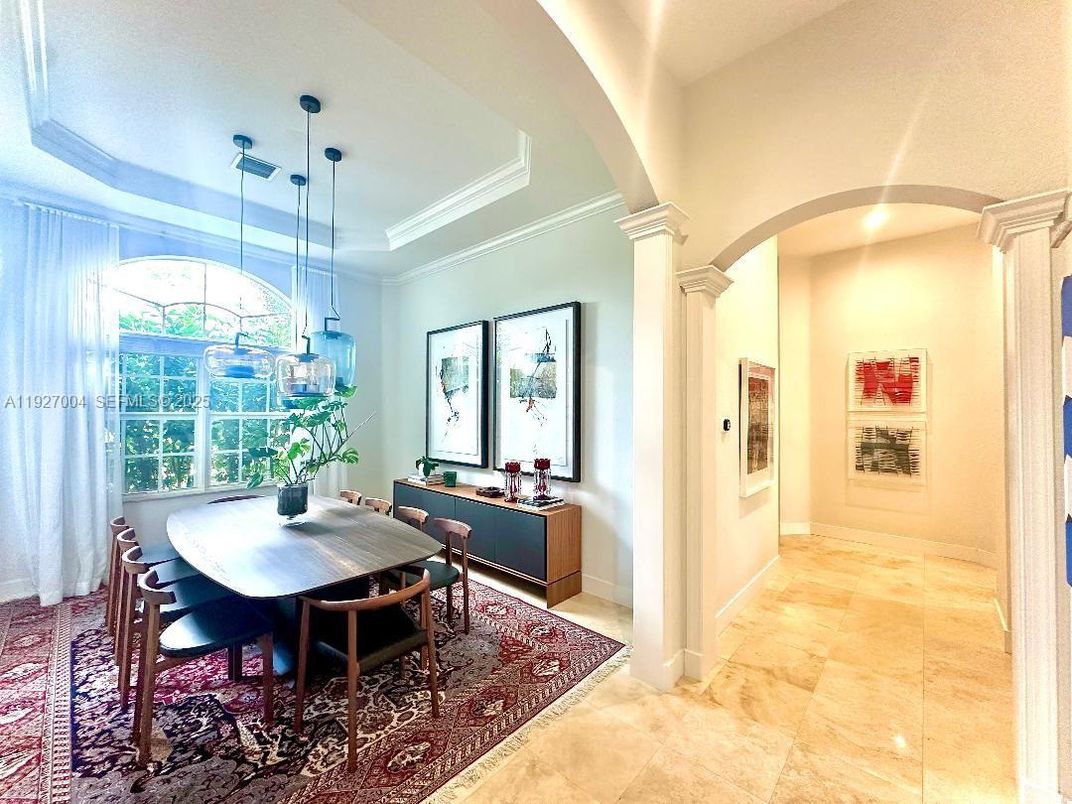 Dining room, Interior, Pendant Lights