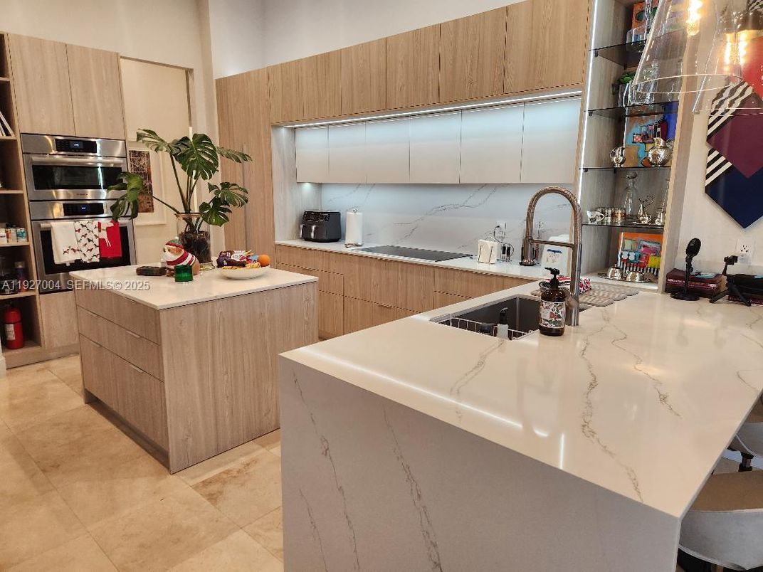 Interior, Kitchen, Stainless Steel Appliances
